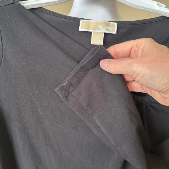 Black Women's Crew Neck 3/4 sleeve Top with Ring Detail - Picture 4 of 6